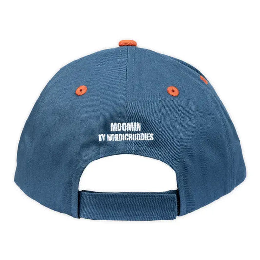 Dive into fun with the official Moomin cap from Nordicbuddies! Crafted from 100% cotton, this blue kids' hat fits heads around 52-57cm and features an adjustable strap for the perfect, comfy fit.