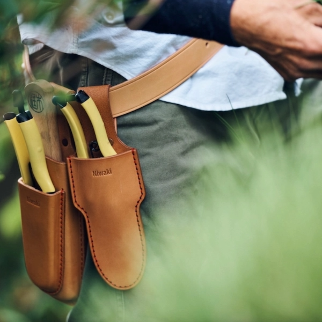 Niwaki Gr Pro Secateurs Right Hand, Gardening, Bloomist, Wooden Handle, Made in United States, Scandinavian Living