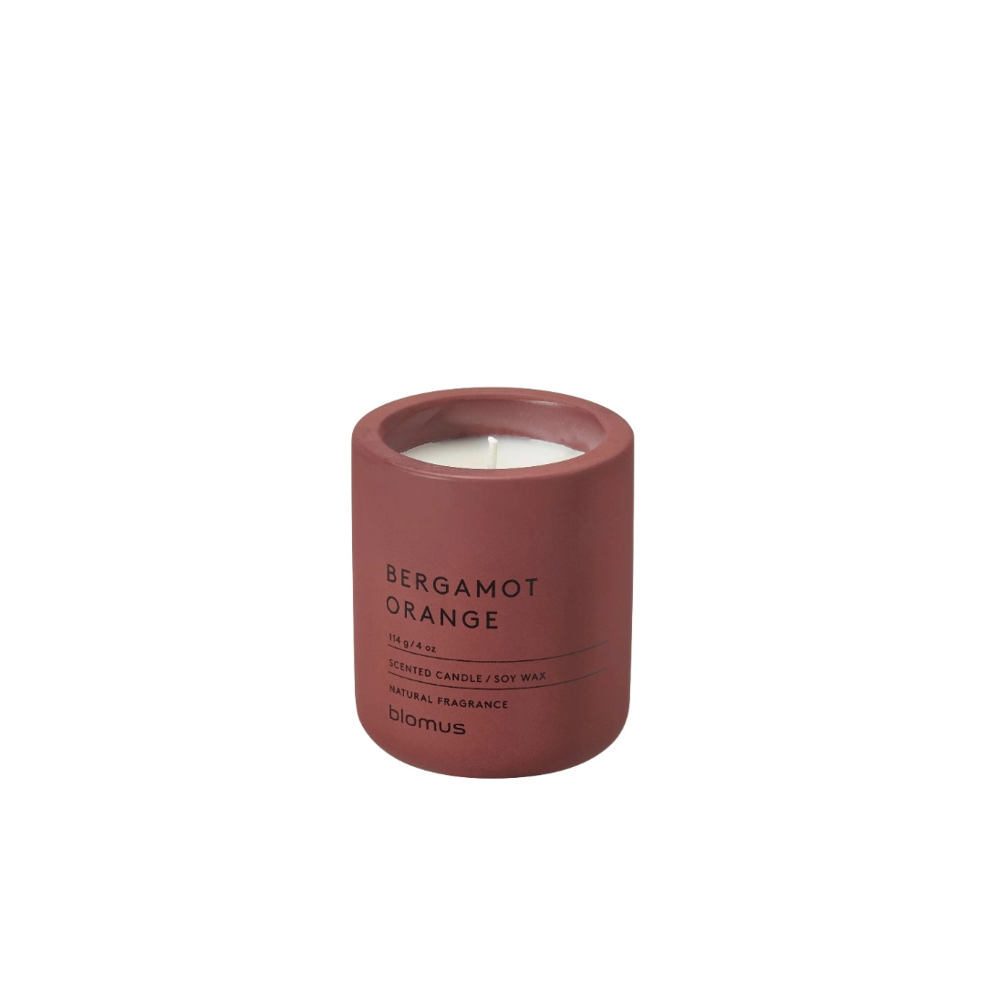 Cedar Wood Container - Bergamot Orange - Combines sunny notes of citrus fruit with gentle, spicy accents of pepper and coriander.
