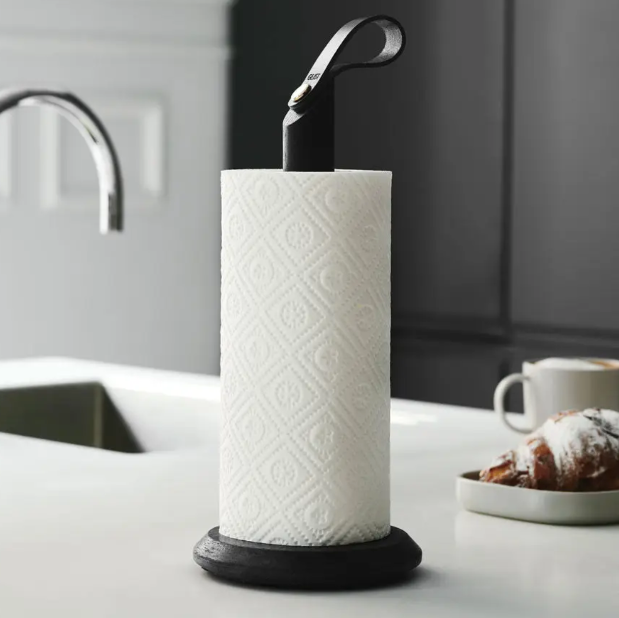 Gejst Grab Kitchen Papertowel Holder