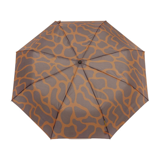 Perfect for: rainy commutes, fall and winter weather, beach trips, summer travel, and holiday shopping. A thoughtful, eco-friendly upgrade from standard umbrellas, The Daily is designed for daily use and built to last.