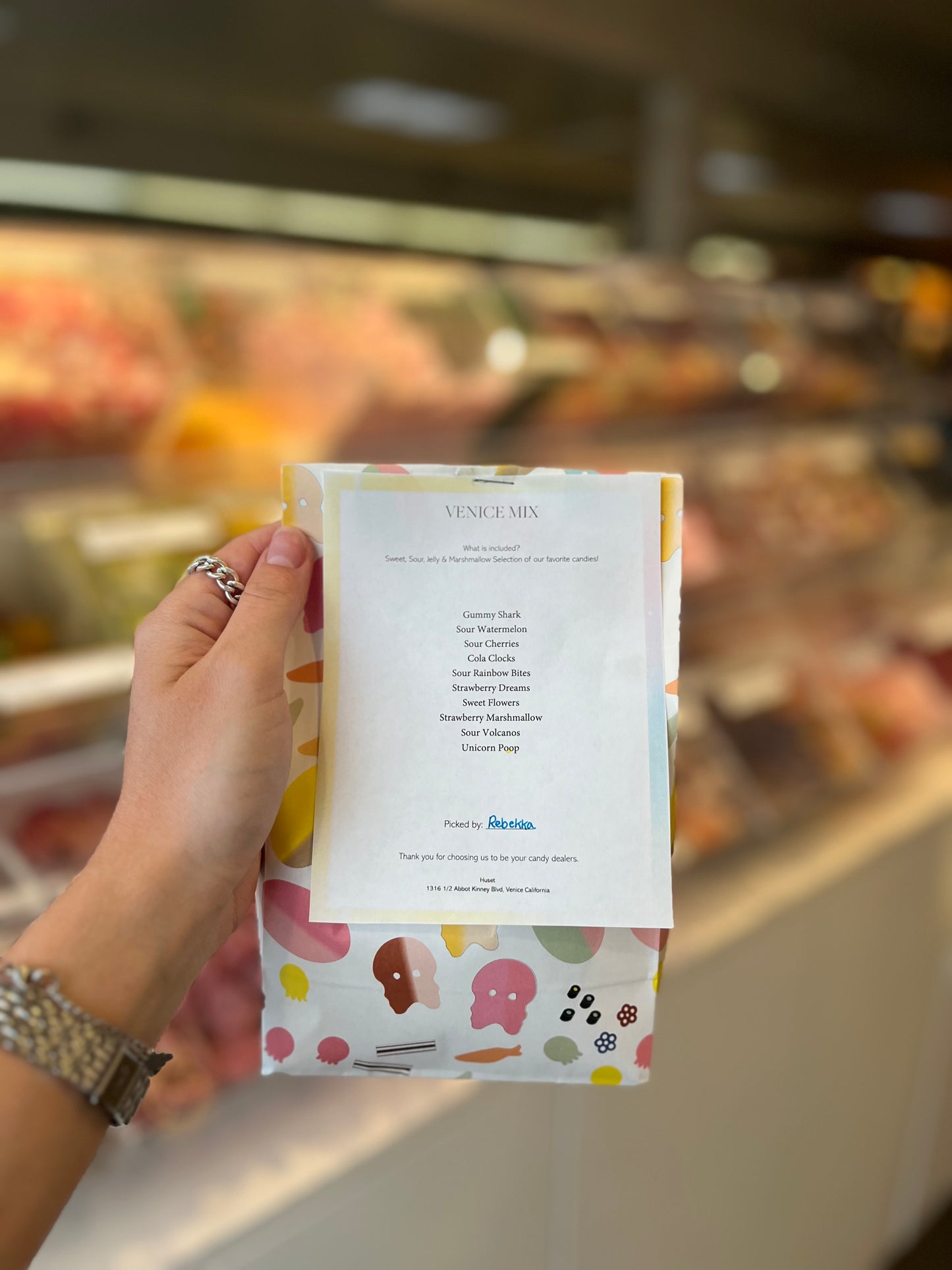 Want to know the candy you are receiving and test out the favorite candy from Sweden. Look no further than the Venice Mix which comes with a list of what is in each bag. Perfect as a gift and finished with a personal touch from our employees at our store in California.