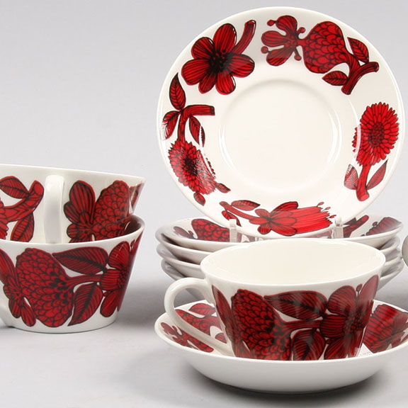 Gustavsberg Red and Blue Aster Fika or Lunch Plates – Huset | Your