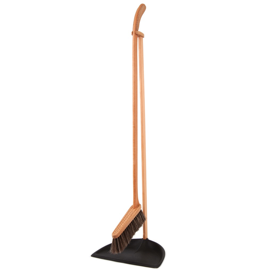 Iris Hantverk Standing Dustpan and Brush Set, Iris Hantverk, Huset | Modern Scandinavian Design