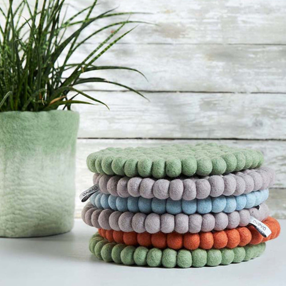 Aveva Round Large Trivet