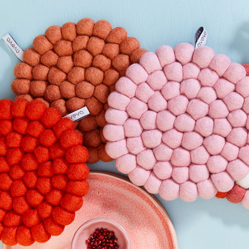 Aveva Round Trivet