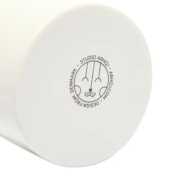 Perfect for cold winter nights, Ghost Light Junior haunts your home while also brightening up dark corners. The Ghost is hand cast and glazed in transparent porcelain. Halloween decor from Denmark find it at Huset Shop a Scandinavian Store in Venice Beach.