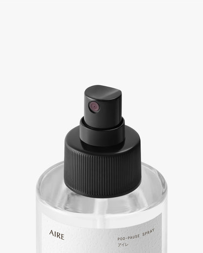 A natural toilet bowl spray that transforms an ordinary moment into a quiet ritual of clarity. Citrus, green tea, and hinoki wood blend into a bright, calming scent that prevents unwanted odors before they appear. Fresh, elegant, and effortlessly pure — Aire is designed to disappear, leaving behind only calm and clean air.
