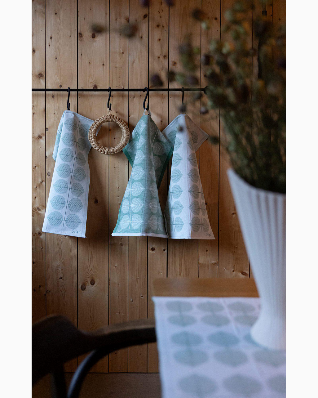 Stig Lindberg Tea Towel Leaves green