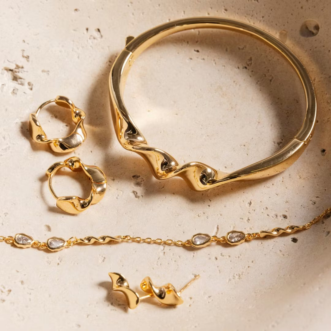 Beginning comes in two thoughtfully selected qualities: gold-plated (18K) and silver-plated brass. All Sparv jewelry is nickel free and their gold plated jewelry has an extra thick layer of plating of 18K so you get a piece that is made to last. All carefully wrapped in handmade jewelry boxes made of recycled and FSC certified paper.