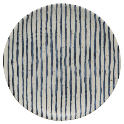 These appetizer plates are perfect for desserts and hors d'oeuvres. Find for your kitchen at Huset a Scandinavian Store in Venice Beach