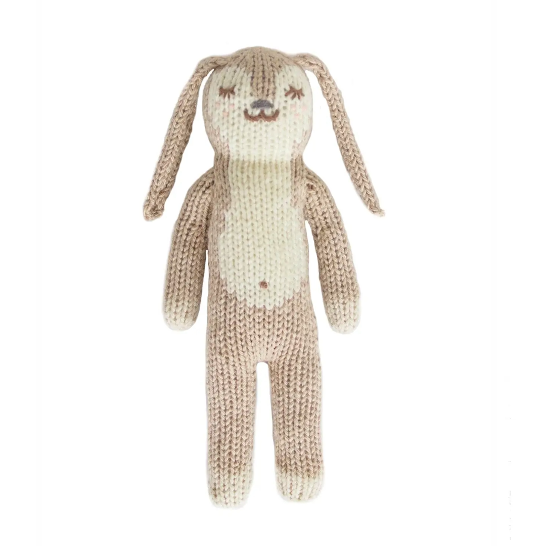 Meet Honey, soon to be your favorite bunny. She is a little bouncy bunny with a very white sweet tooth. She loves chocolate and peas but flowers makes her sneeze. She collects five leaf clovers but so far she's found just four.