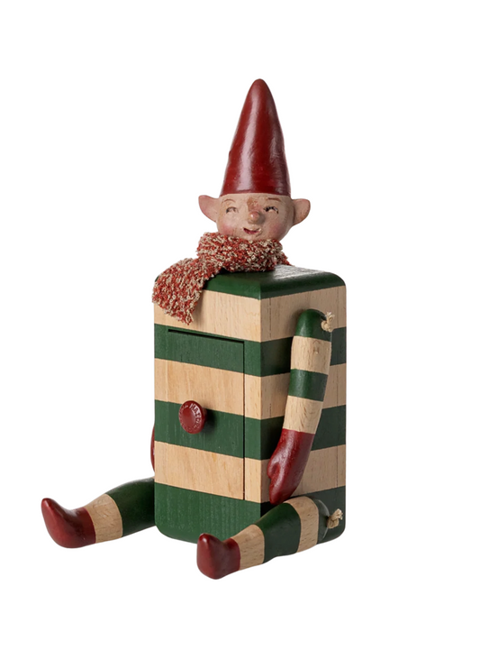 A Maileg Collectible and Danish decor piece that exudes retro Christmas. This beautiful decoration item is a true classic that has been redefined with new details that gives the product a unique expression. Open the small drawer and hide small gifts or treats. Each figure is packed in a beautiful gift box.