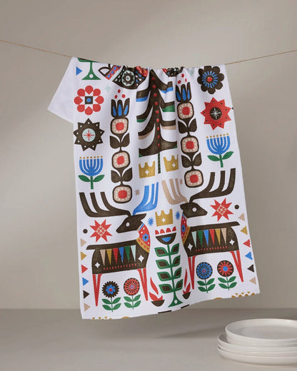 Exciting new Christmas tea towels that are fast absorbing and quick drying. Made from recycled materials they will quickly become the solution to all you tea towel needs. Not to mention the patterns are vintage and elegant that you can display hanging around your kitchen for some joy and holiday spirit. Find them at Huset a Scandinavian store in Venice Beach.