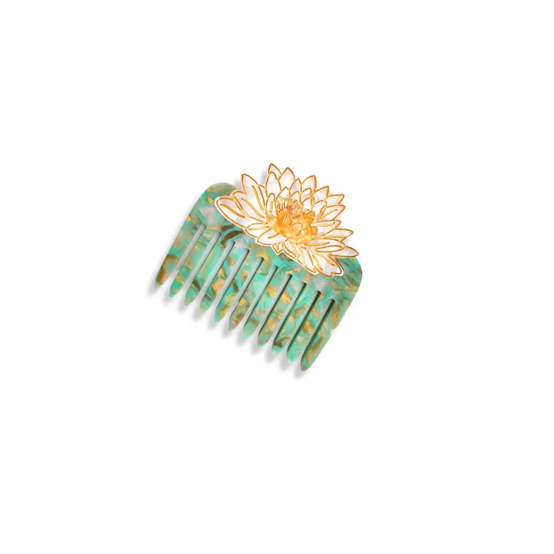 Each hair comb is hand-painted by Solar Eclipse artists. These combs are made of cellulose acetate, an eco-friendly, biodegradable material made from recycled wood pulp. Perfect for gently detangling without causing breakage, promoting hair growth and increasing circulation. Suitable for all hair types including wavy and curly hair.&nbsp;