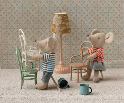 Meet little brother mouse LouiMax and his sister Stella. Both wear cosy striped shirts and love spending time together in the SuitCasa, always ready for endless playful adventures. With their magnetic paws, these siblings can hold on tight to metal toys, as well as each other. They come packaged together in a mini cardboard house, making them a delightful gift and a charming collectible.