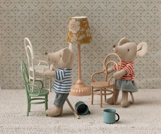 Meet little brother mouse LouiMax and his sister Stella. Both wear cosy striped shirts and love spending time together in the SuitCasa, always ready for endless playful adventures. With their magnetic paws, these siblings can hold on tight to metal toys, as well as each other. They come packaged together in a mini cardboard house, making them a delightful gift and a charming collectible.