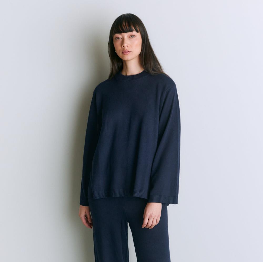 Movesgood Lola Boxy A-Shaped Sweater