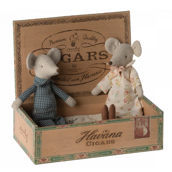 Maileg Grandma and Grandpa Mice in Cigarbox