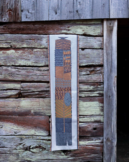Fish Stig Lindberg table runner orange brown