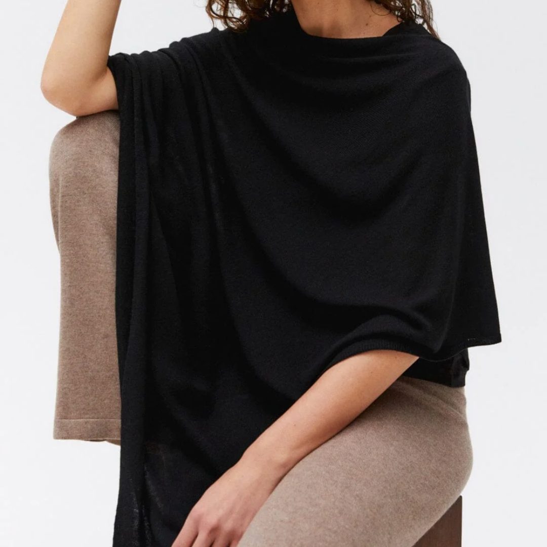 Movesgood Petrina Poncho Clothing 