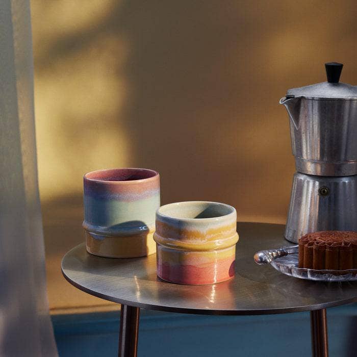 An absolute must-have for a playful yet practical home, this lovely mug is the perfect embodiment of KIMPOP's creative identity and Kähler's ceramic heritage. Perfect for hot or cold beverages, this mug makes the ideal gift for many occasions. Poppery is an excitingly vibrant collection by Kähler and KIMPOP, a Danish design duo comprising Sofie Linde and Joakim Ingversen, two exceptionally exuberant and creative characters in Danish pop culture. The collection is a shift from Scandinavian design norms throu