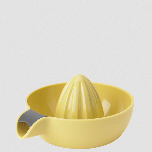 Juicy Lemon Squeezer by Rig-Tig