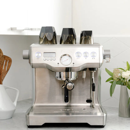 Vero is notNeutral's game-changing collection of glassware for specialty coffee. The collection offers a modern take on traditional bar glasses with technical improvements designed to elevate the experience of pouring and sipping coffee beverages. Their exaggerated facets, satisfying weight, and curved interiors (optimized for pouring latte art) have made them a favorite of coffee drinkers around the world. &nbsp;&nbsp;