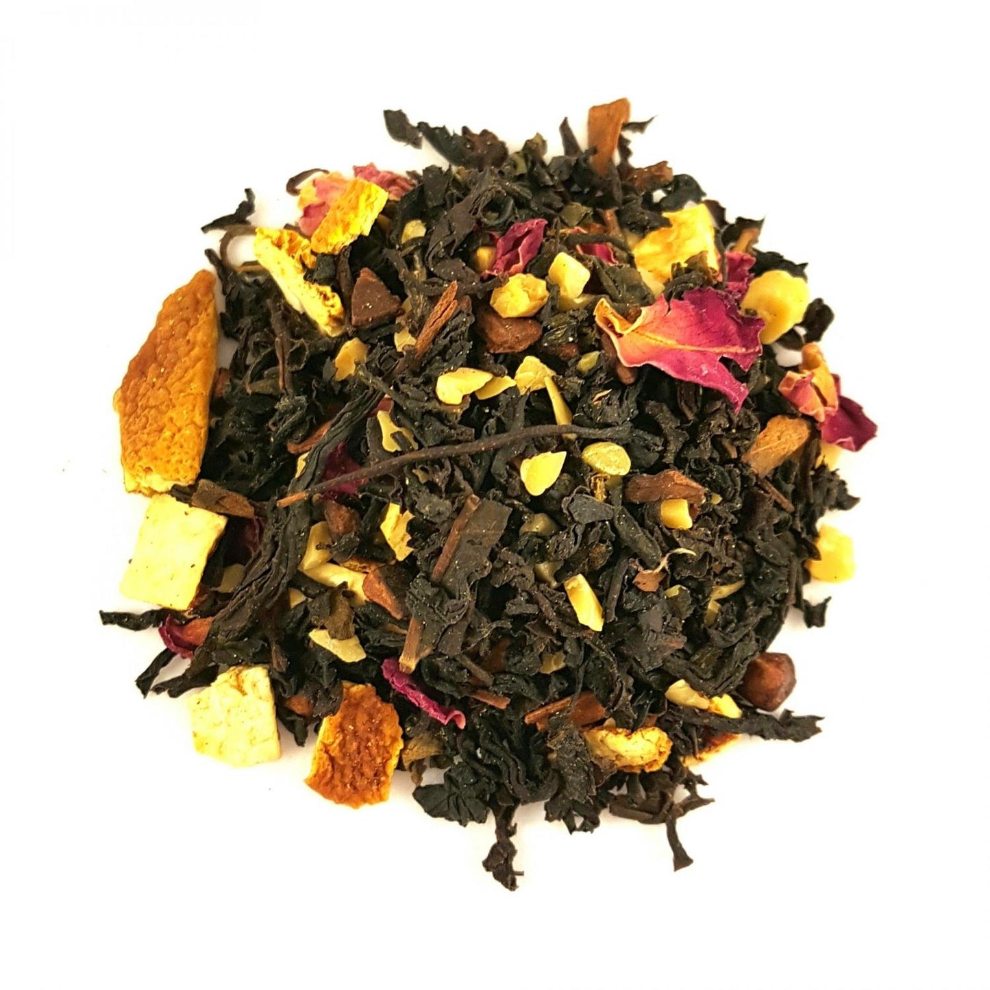 A Christmas tea from Tehuset Javathat brightens up the Christmas darkness.

Ingredients: Black tea,&nbsp;&nbsp;Almonds ,&nbsp;Cinnamon&nbsp;, Orange peel, Rose petals, Aroma
