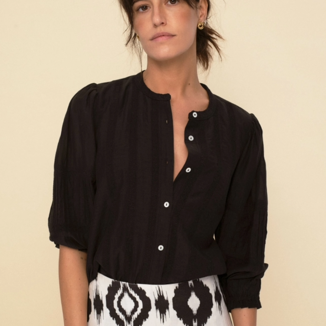 Jo Blouse, Puffed sleeves, lace detail, black
