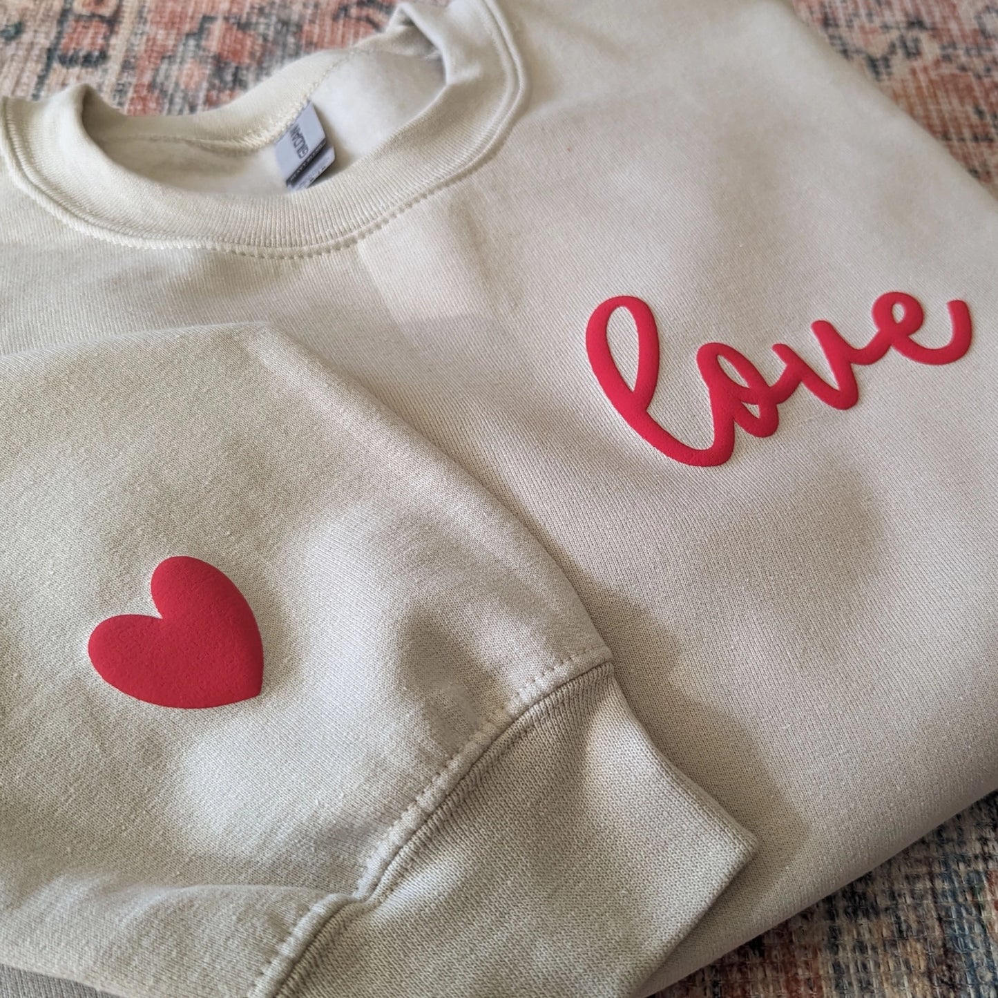 Love Sweatshirt Valentines Day Crewneck - Huset | Your house for modern Scandinavian living