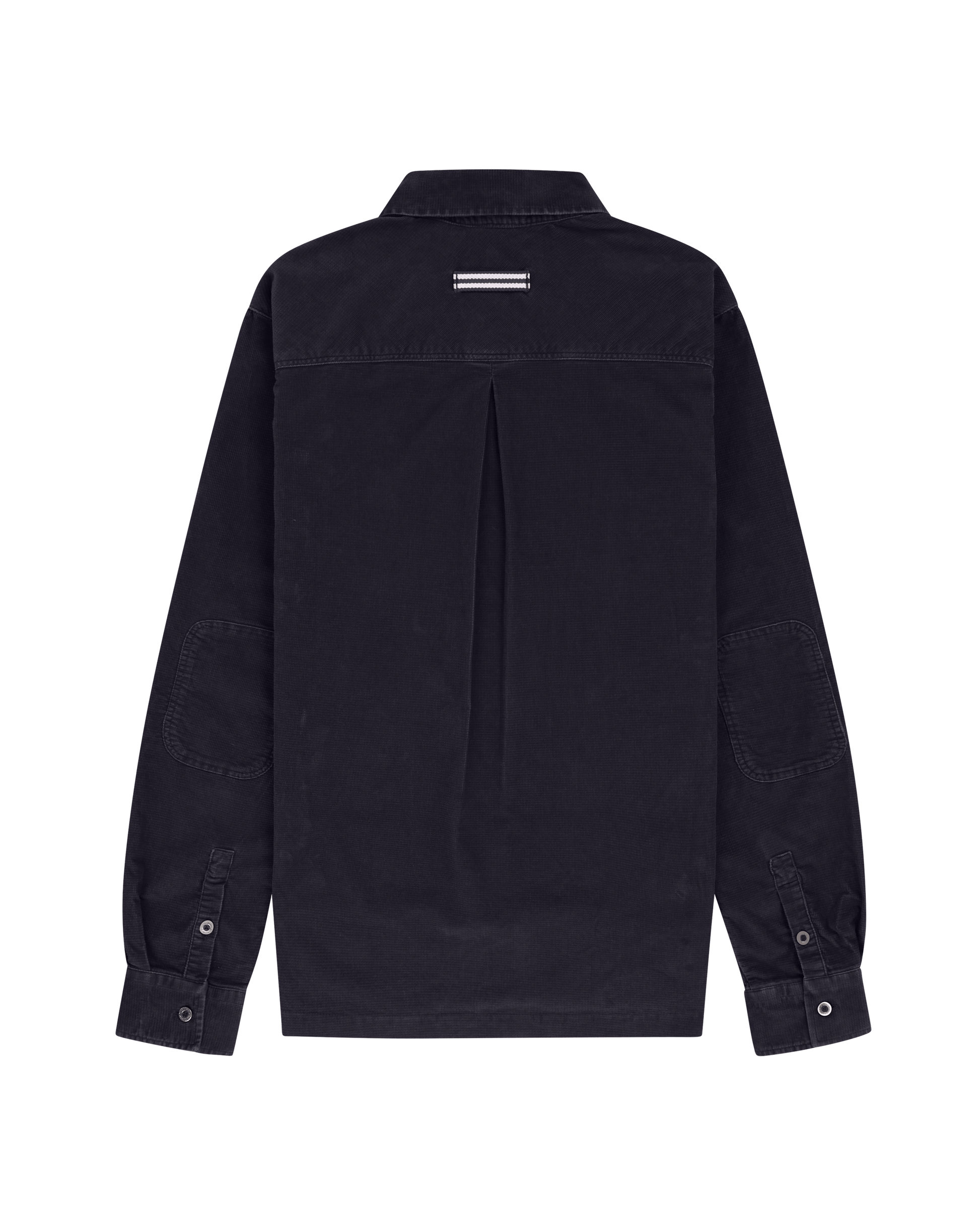 Experience versatile comfort in our Ranger Velvet Half-Zip Shirt. Crafted from thin-needle stretchy corduroy grid provides a distinctive texture and comfortable 2-way stretch that moves with you through all seasons. The half-zip design offers versatile temperature regulation whether you're traversing mountain trails or navigating city streets. Pre-broken in for immediate comfort, this cotton-rich blend delivers a relaxed yet put-together look that transitions effortlessly from outdoor pursuits to casual gat