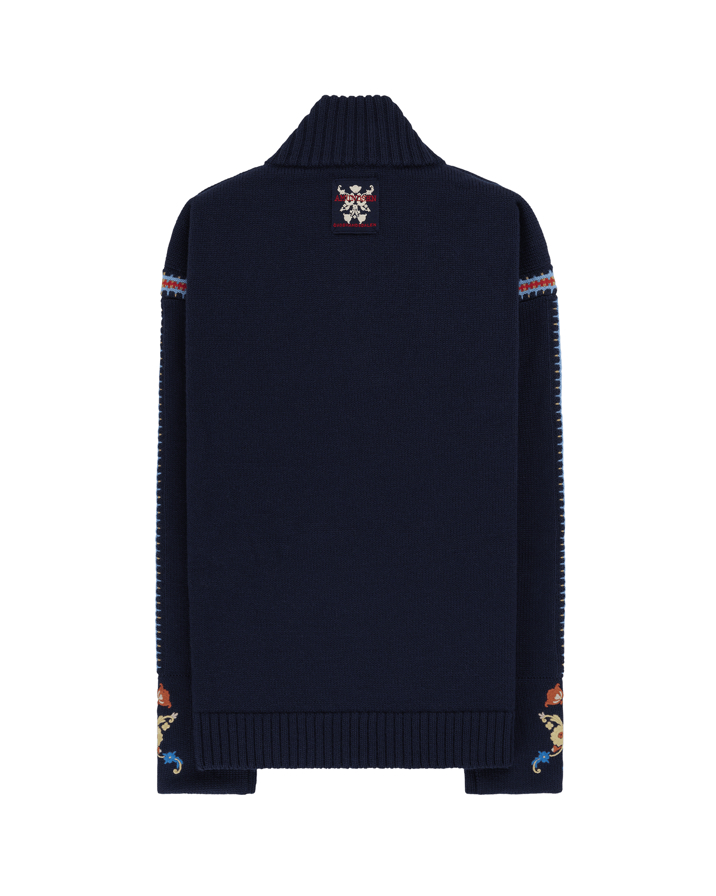 A tribute to Norwegian heritage and tradition. Crafted from 100% Norwegian wool, featuring embroidered motifs inspired by the Norwegian Bunad. Blending timeless Norwegian craftsmanship with modern functionality for both outdoor adventures and everyday elegance.