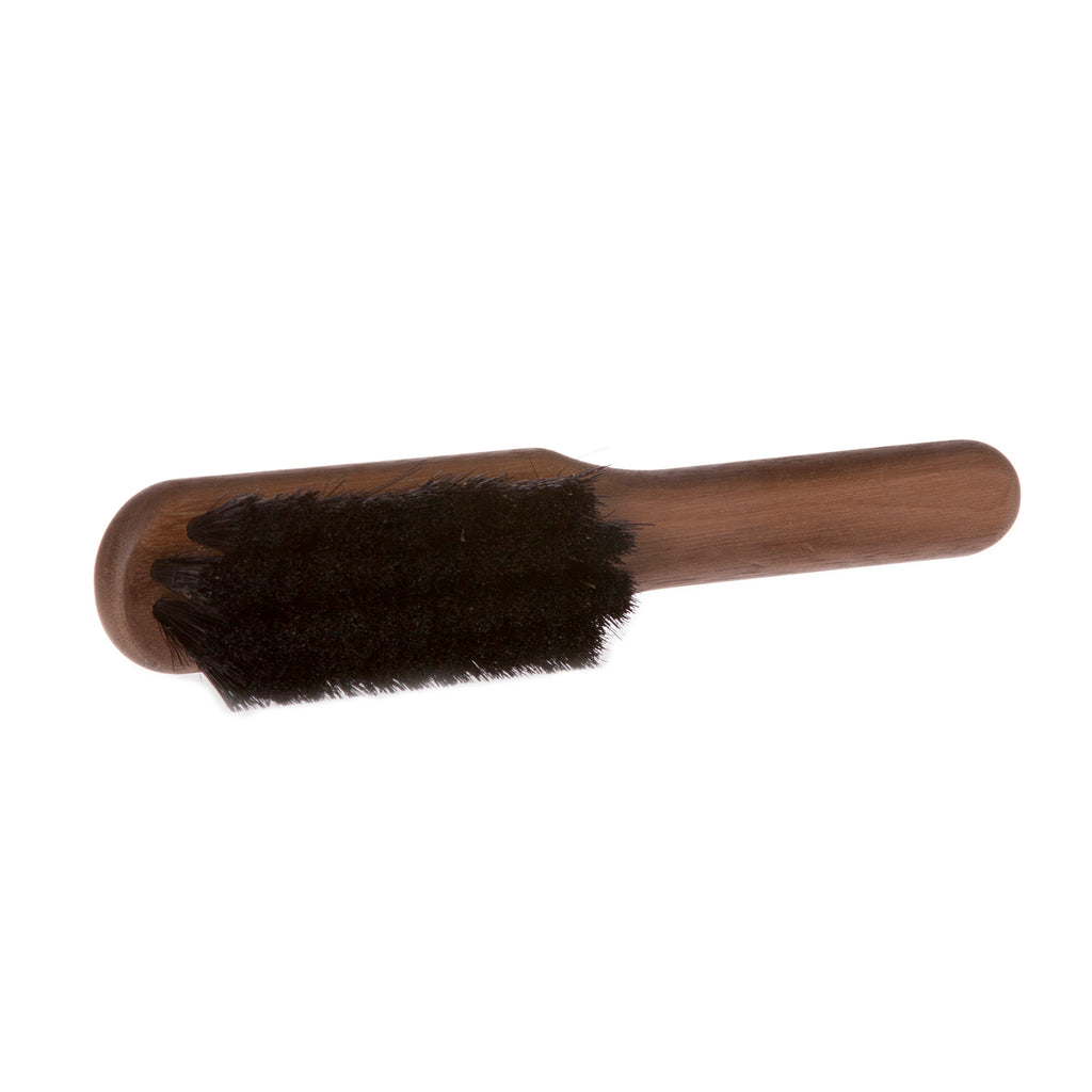 Iris Hantverk Beard Brush - Walnut, Iris Hantverk, Huset | Modern Scandinavian Design