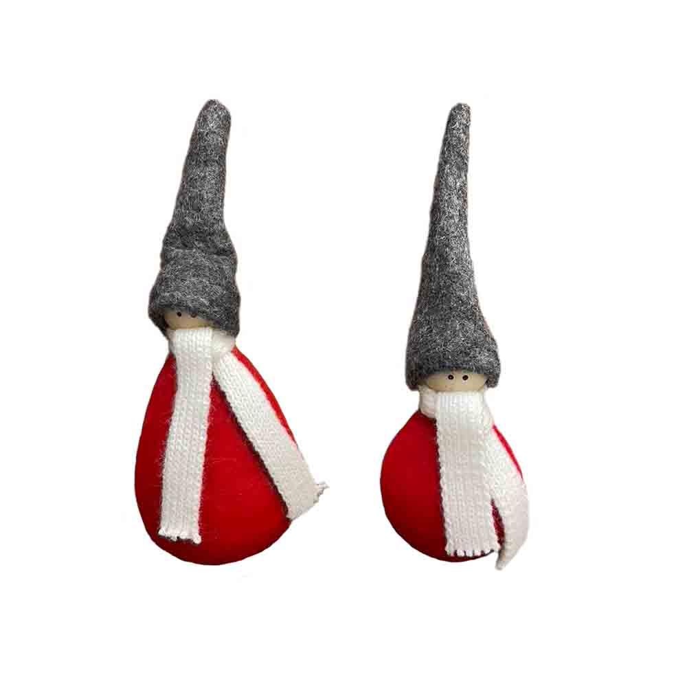 Huset Tomte With Scarf